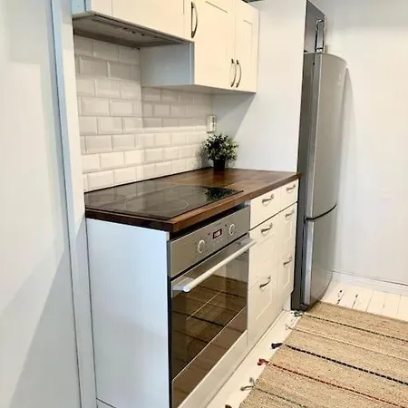 Διαμέρισμα Cute Loft By Tram Stop